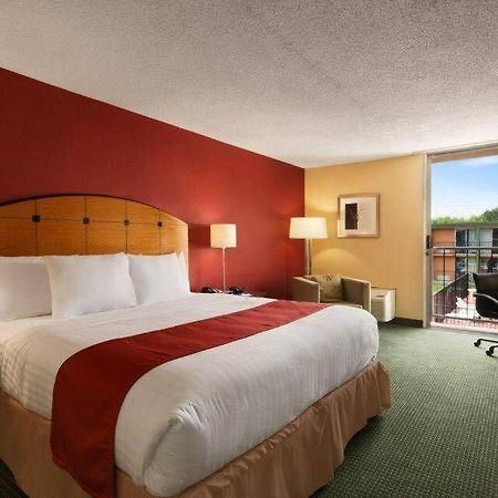 Baymont By Wyndham Salem Roanoke Area Exterior foto