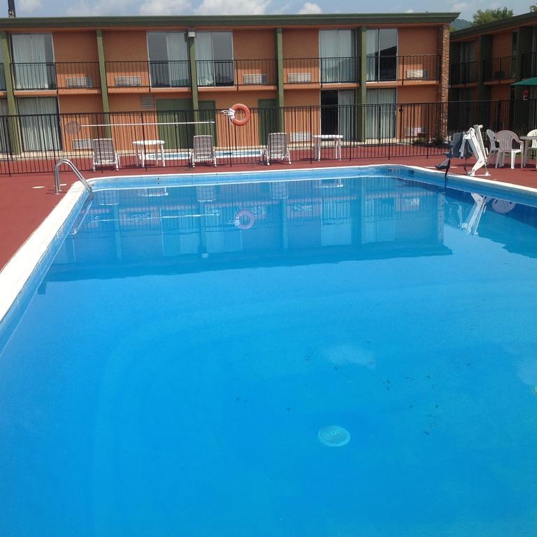 Baymont By Wyndham Salem Roanoke Area Exterior foto
