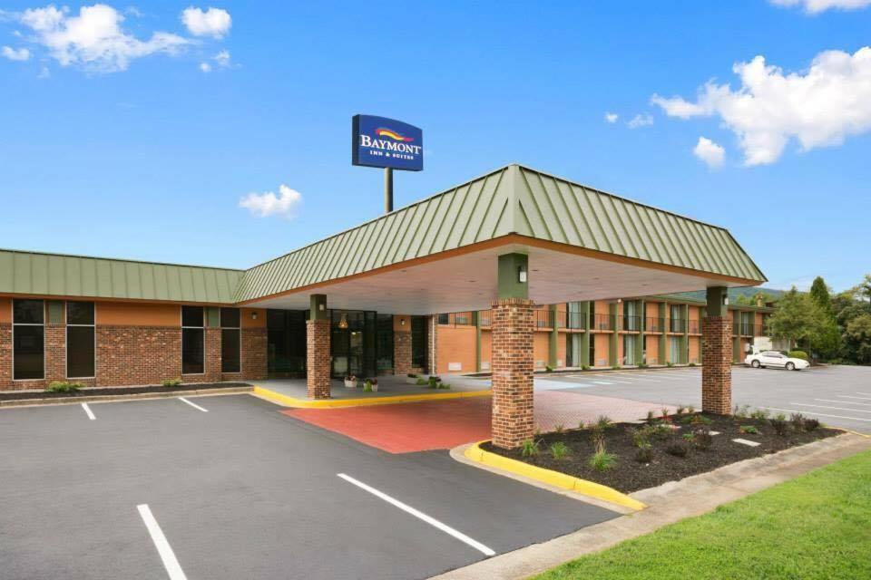 Baymont By Wyndham Salem Roanoke Area Exterior foto